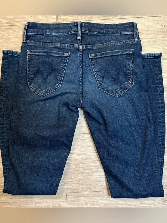 MOTHER the Looker Slow Ride Skinny Jeans in Dark Indigo - Picture 4 of 10